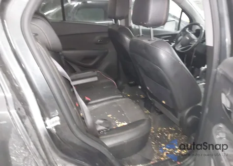 2018 Chevrolet Trax Lt z USA, uszkodzony, nr VIN KL7CJPSB8JB653745